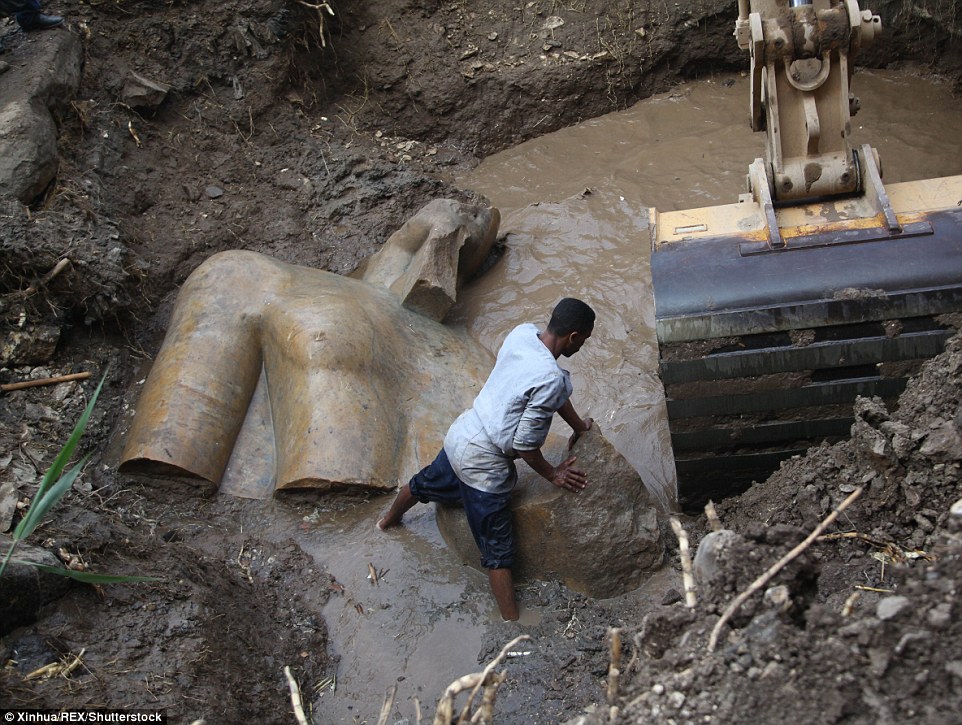 3e216d2600000578 4297944 archaeologists from egypt and germany have found a massive 26ft a 1 1489151979979