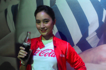 awek gadis coca cola coke