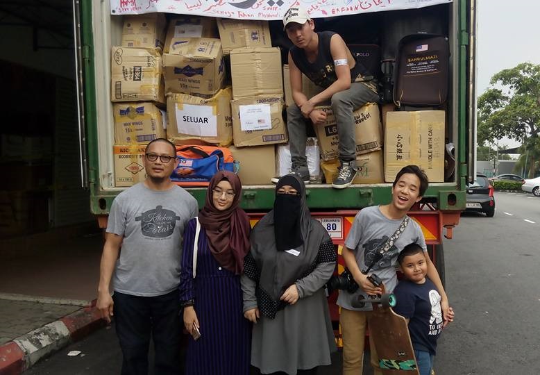 bantuan aid container malaysia syria