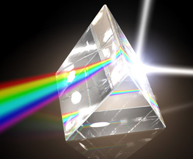 bongkah prisma membengkokkan cahaya menjadikannya warna pelangi