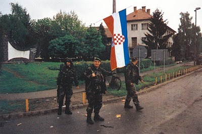 campur tangan tentera yugoslavia di croatia 697