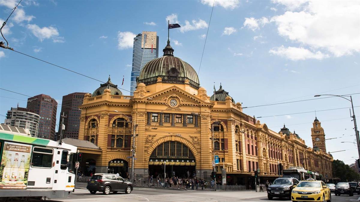 flinders street station itinerary melbourne