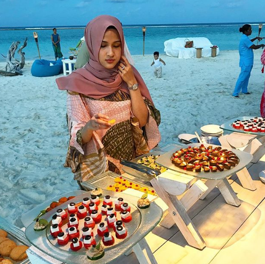 foto foto percutian mewah hairul azreen sekeluarga di maldives 4