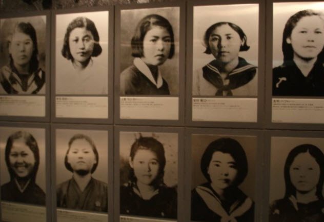 gadis jepun berkhidmat sebagai jururawat dalam pertempuran okinawa