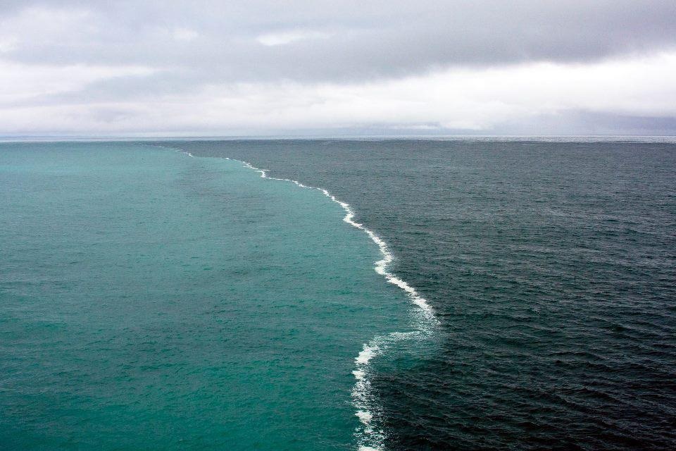 gambar dua lautan terpisah yang tular di facebook