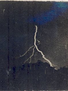 gambar kilat pertama direkodkan