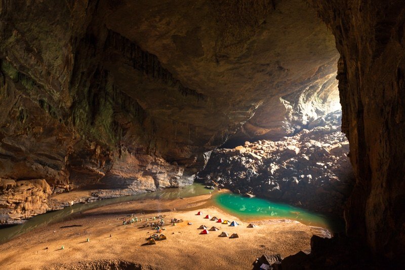 gua terbesar di dunia 282