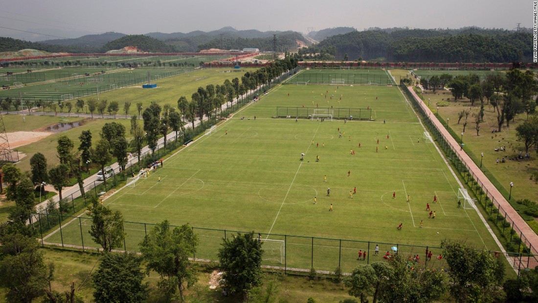 guangzhou evergrande akademi bola sepak terbesar di dunia 4