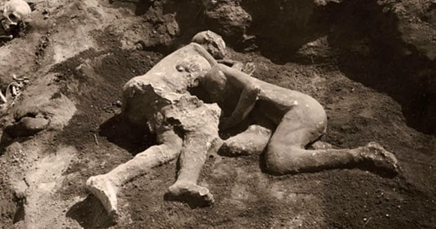 gunung berapi vesuvius letusan dahsyat yang membekukan warga pompeii 0