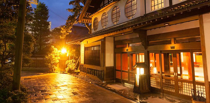 h shi ryokan syarikat tertua hotel di dunia