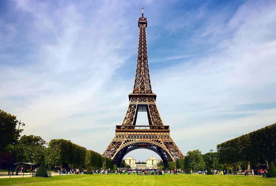 hith eiffel tower istock 000016468972large 209