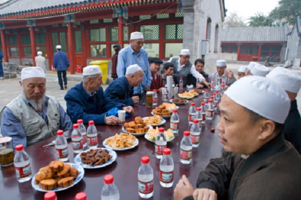 islam uighur berpuasa