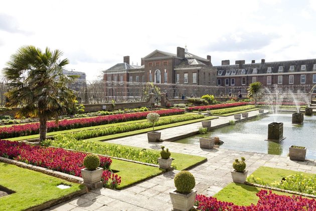 kediaman rasmi keluarga diraja britain british kensington palace istana