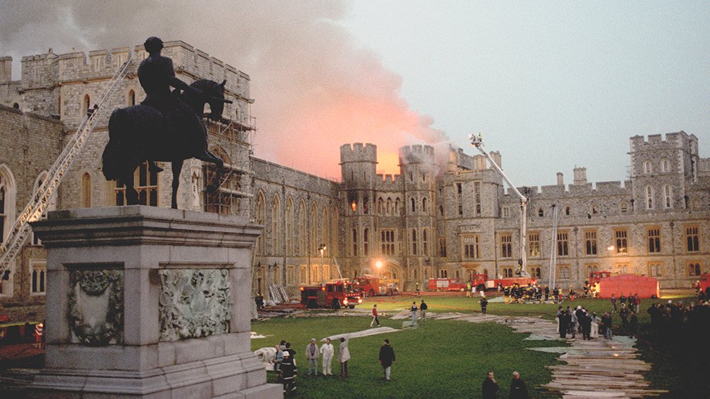 kediaman rasmi keluarga diraja britain british windsor castle terbakar