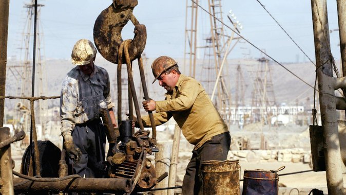 kerja di pelantar minyak memerlukan kekuatan fizikal dan mental