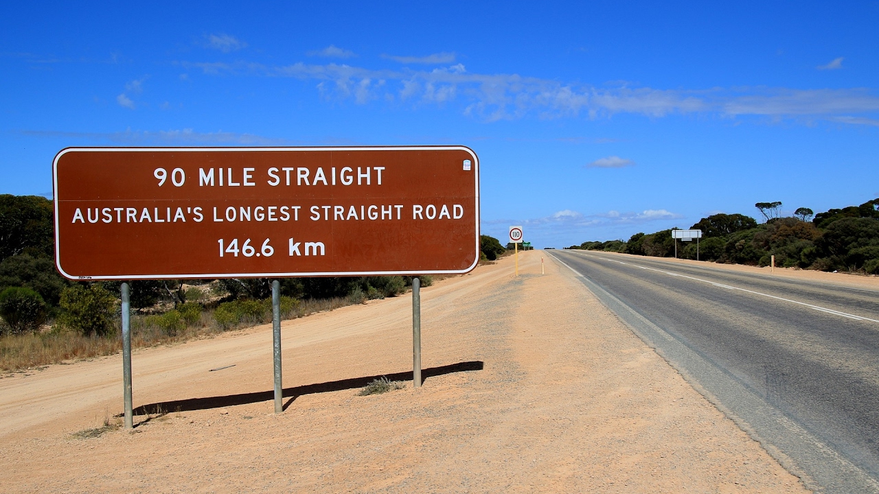 laluan terpanjang lurus dunia eyre australia