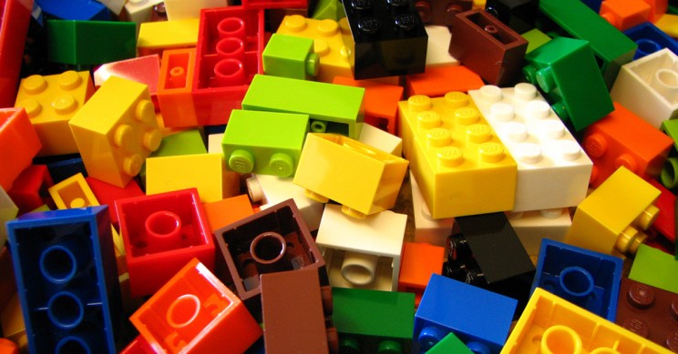 lego bermacam warna