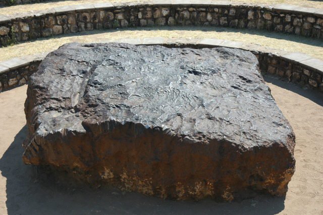 meteorit hoba meteorit paling besar pernah mendarat di bumi 5