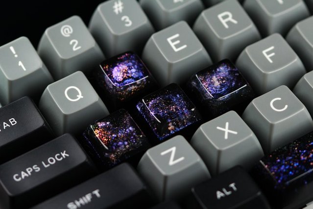 papan kunci galactic keys