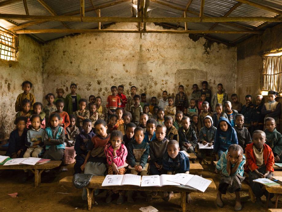 pelajar di gambela elementary school ethiopia