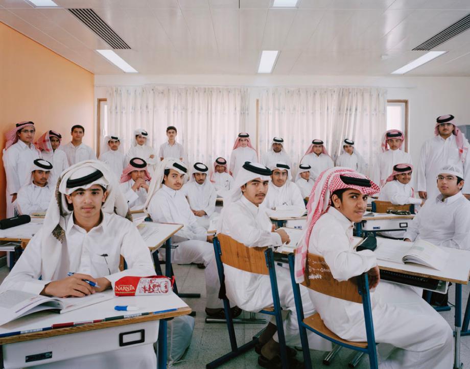 pelajar sekolah menengah sains lelaki di doha qatar