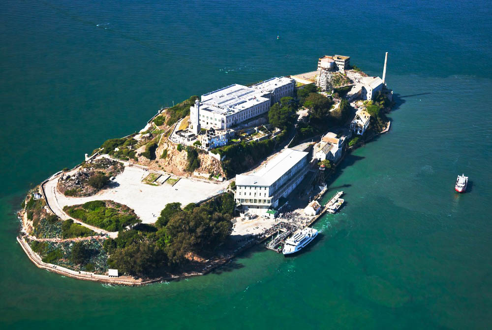 penjara alcatraz terletak di sebuah pulau