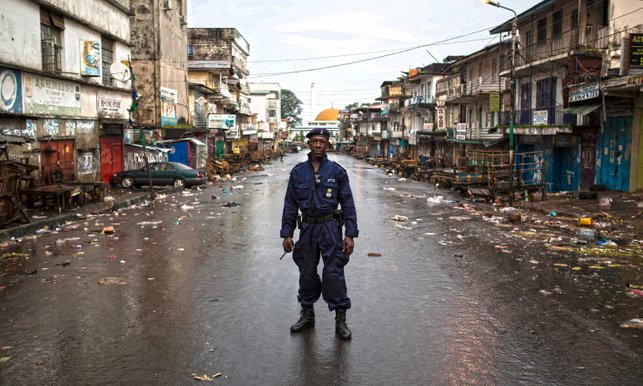 perintah berkurung di sierra leone akibat wabak ebola