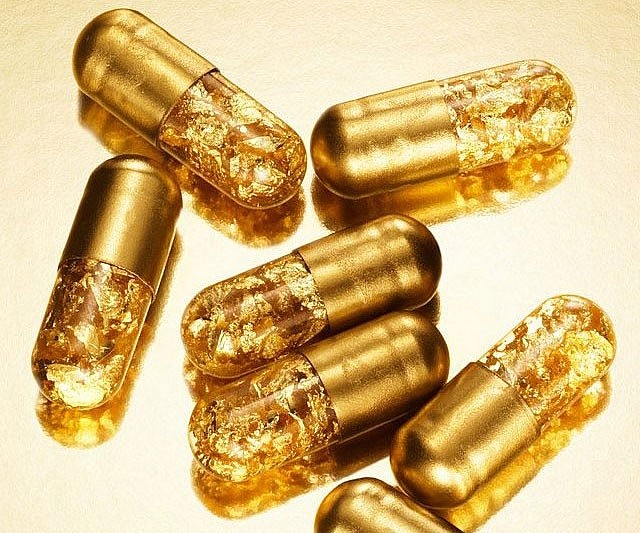 pil emas 7 item pelik yang dihasilkan dan disalut emas 6