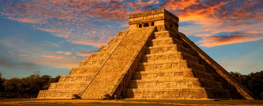 piramid maya