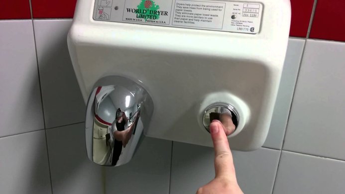 realiti sebenar pengering tangan di tandas awam