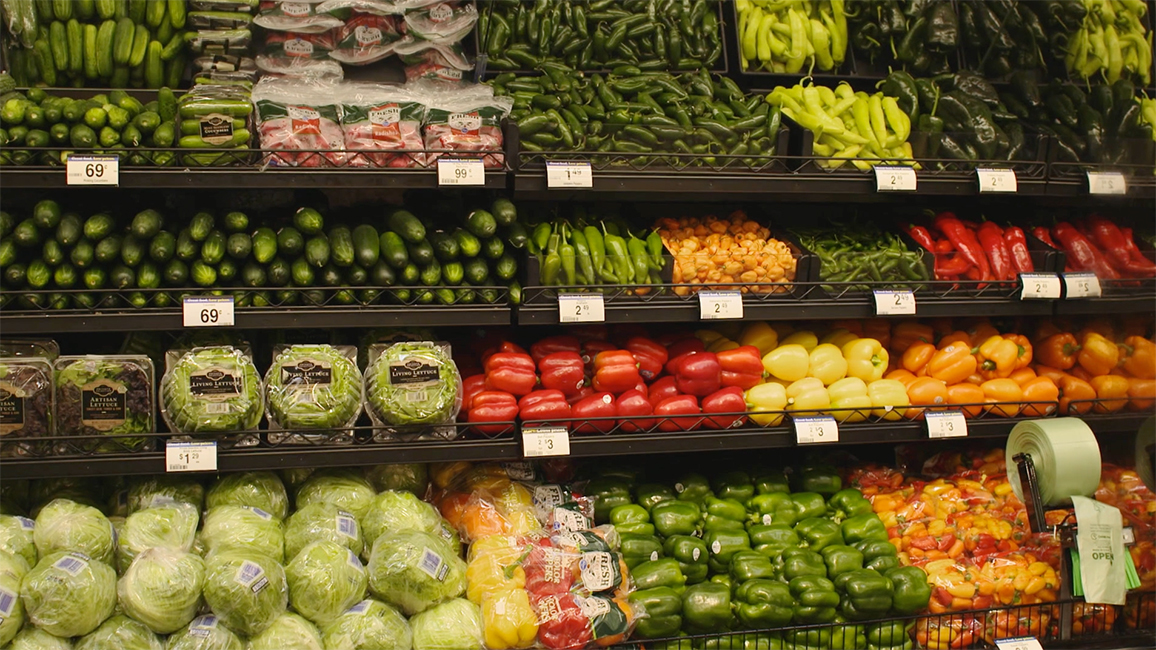 sayuran segar di pasar raya