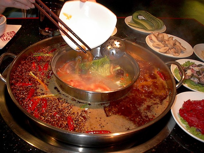 szechuan hot pot makanan pedas dari seluruh dunia