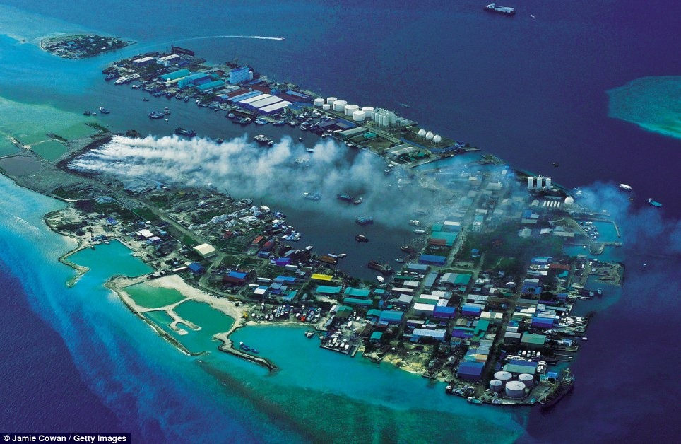 thilafushi island