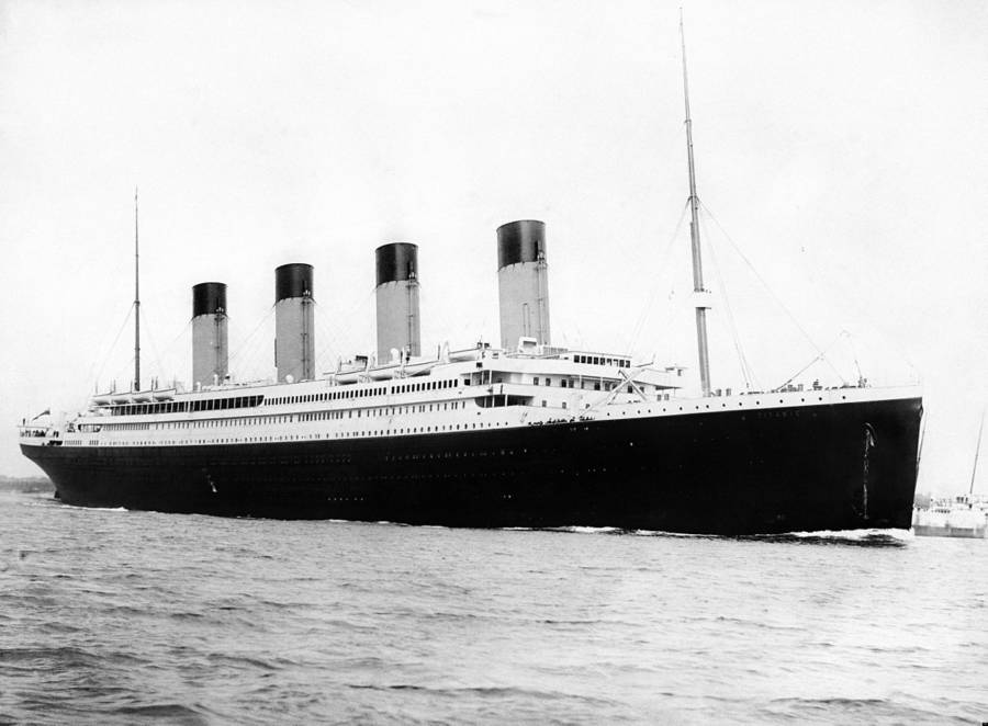 titanic karam pada 15 april 1912