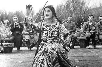 tradisi uyghur