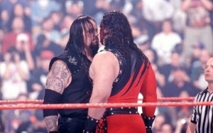 Rupanya Undertaker dan Kane bukan adik beradik kandung