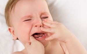 Kenali gigi susu dan panduan pertumbuhan gigi bayi