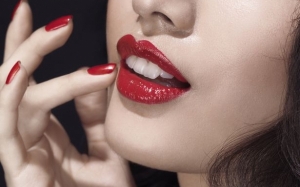 6 sebab 'Lipstick' merupakan produk kosmetik yang paling bahaya