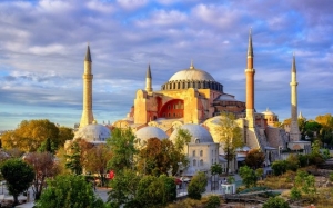 Sejarah Hagia Sophia di Turki : Gereja Yang Kini Kembali Bergelar Masjid