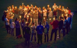 Budaya Candlelight Vigil di Malaysia : Satu Penjelasan Untuk Semua