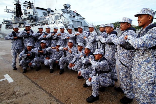 angkatan tentera laut paling kuat di dunia
