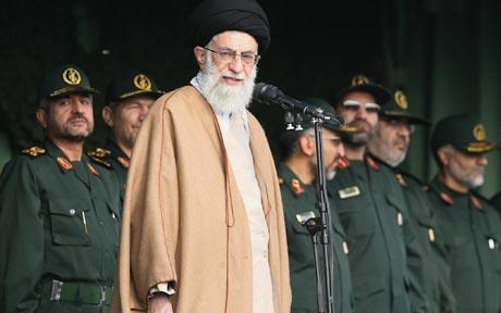 betapa kuat pemimpin tertinggi iran