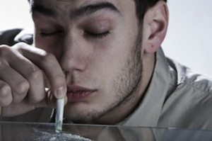 cara snort kokain melalui hidung