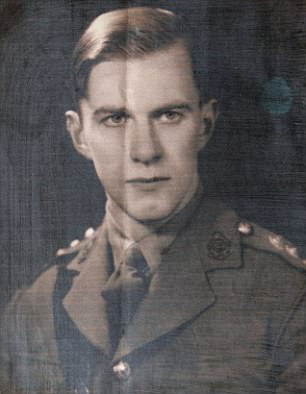 dr william frankland ketika berkhidmat semasa perang dunia kedua
