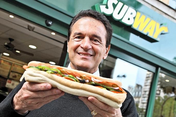 fred luca pengasas rangkaian francais sandwic subway