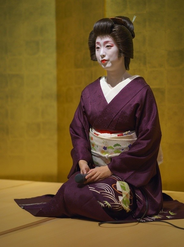 geisha akan menjadi semakin menawan apabila semakin berusia