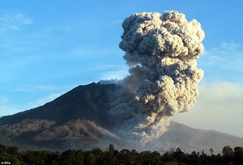 gunung berapi sinabung 2