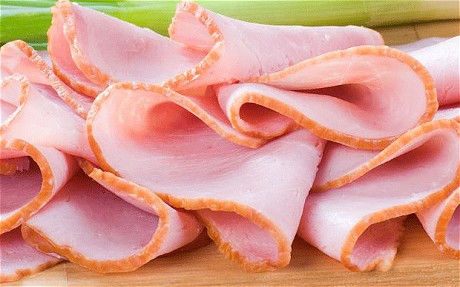 hirisan daging ham daging khinzir terma babi