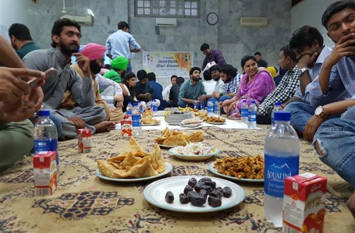 iftar di pakistan