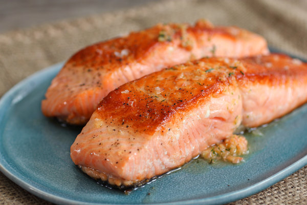 ikan salmon banyak vitamin omega 3